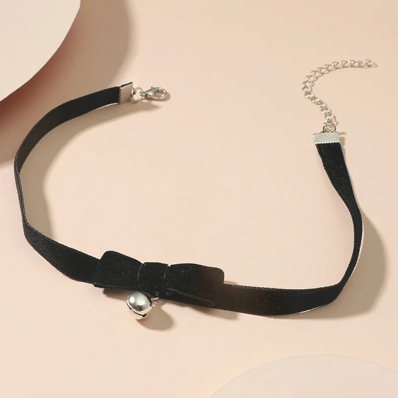 Simple Velvet Chokers Short Black/Red/Pink Clavicle Collar Necklace For Women - Pearl and other shapes