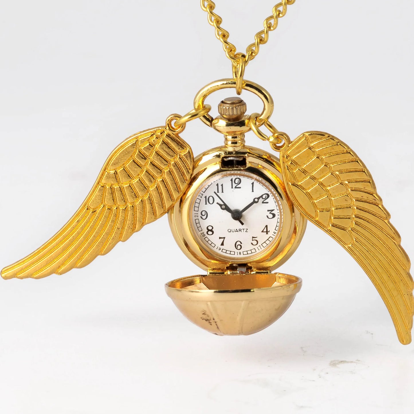 DQG Harry Potter Golden Ball Pendant Pocket Watch