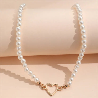 Trendy Pearl Love Heart Necklace For Women