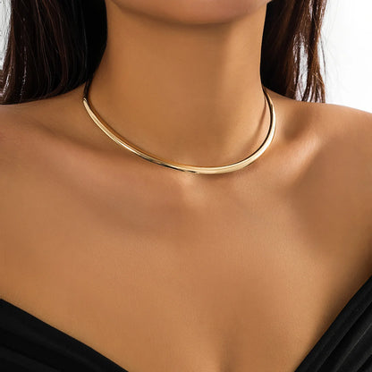 Elegant  Simple & Chunky Necklace for Women - Gold & Silver Colour