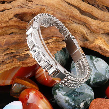 Fashionable and Trendy Bracelet - High-quality Stainless Steel Electroplated Inlaid Zirconia