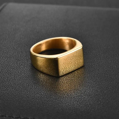 Jiayiqi Classic Frosted/Smooth Tops Signet Ring In Gold, Silver & Black