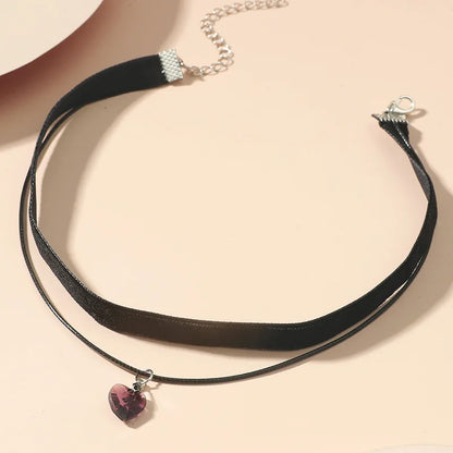 Simple Velvet Chokers Short Black/Red/Pink Clavicle Collar Necklace For Women - Pearl and other shapes