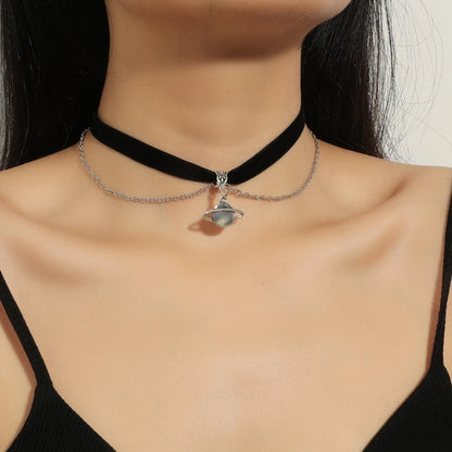 Simple Velvet Chokers Short Black/Red/Pink Clavicle Collar Necklace For Women - Pearl and other shapes