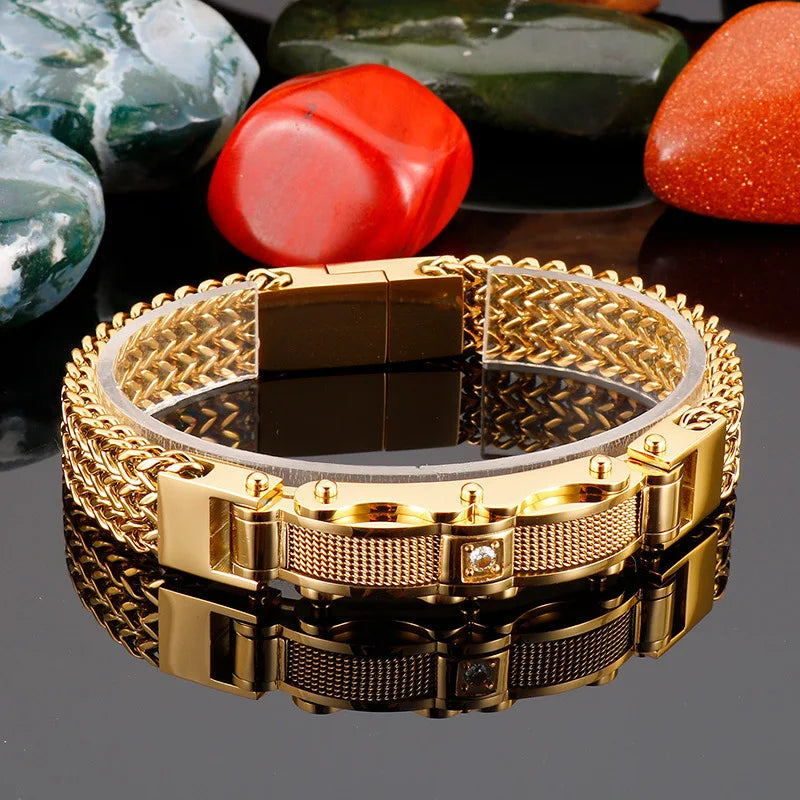 Fashionable and Trendy Bracelet - High-quality Stainless Steel Electroplated Inlaid Zirconia