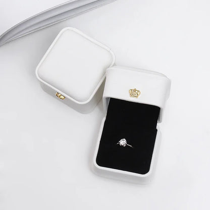 1Pcs Luxuriouse ring jewelry box 5.8x5.8x4.5cm rose gold/navy blue/green /white PU Crown Buckle Box