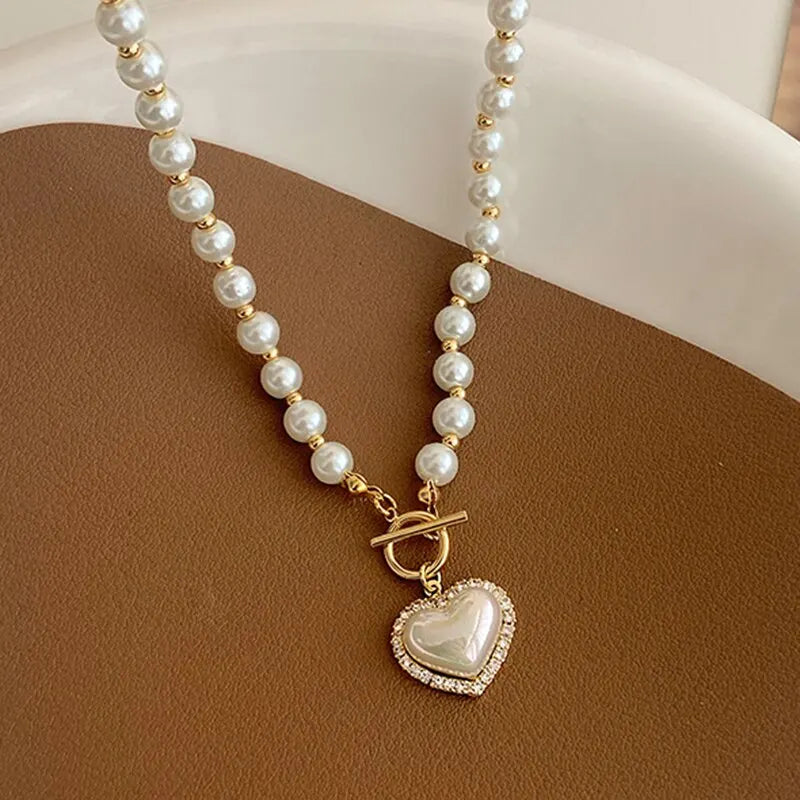 Korean style Elegant Pearl Necklace For Women With Heart Pendant