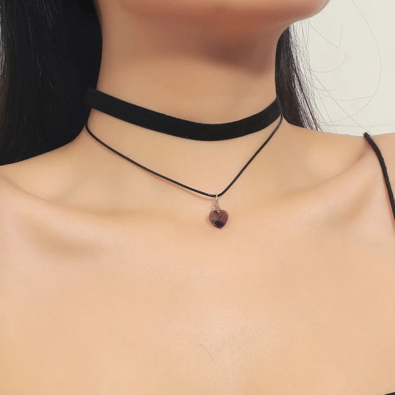 Simple Velvet Chokers Short Black/Red/Pink Clavicle Collar Necklace For Women - Pearl and other shapes