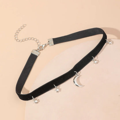 Simple Velvet Chokers Short Black/Red/Pink Clavicle Collar Necklace For Women - Pearl and other shapes