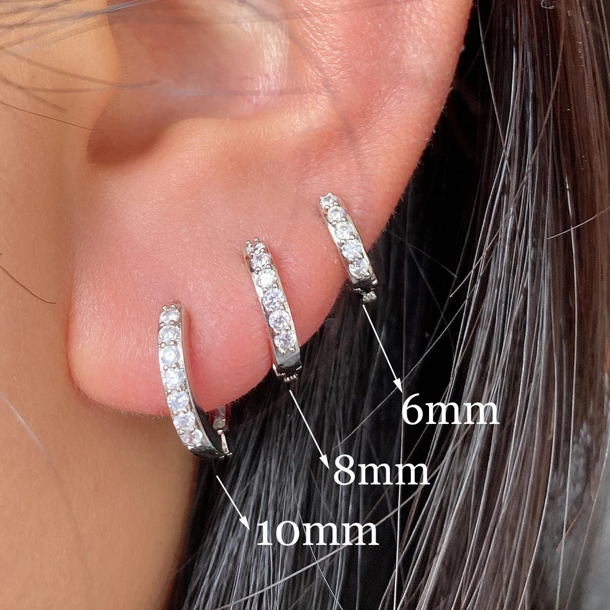 1Pair Stainless Steel Minimal Hoop Earrings With Crystal Zirconia