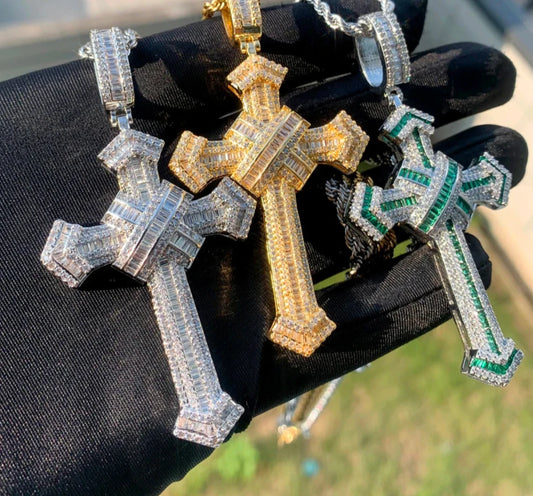 ATJMLADY Iced Out Cubic Zircon Cross Pendant for Men & Women