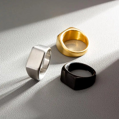 Jiayiqi Classic Frosted/Smooth Tops Signet Ring In Gold, Silver & Black