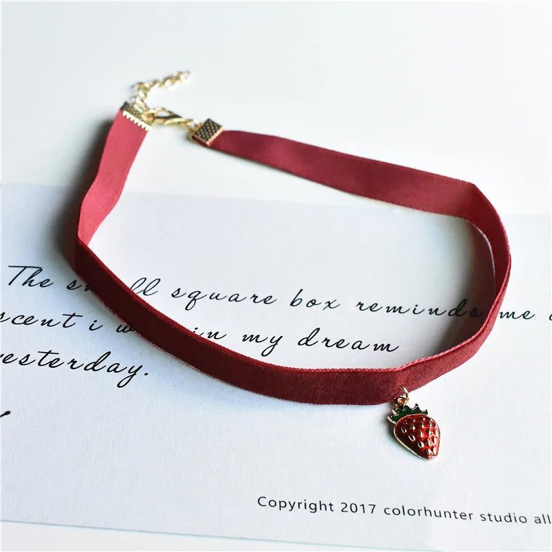 Simple Velvet Chokers Short Black/Red/Pink Clavicle Collar Necklace For Women - Pearl and other shapes