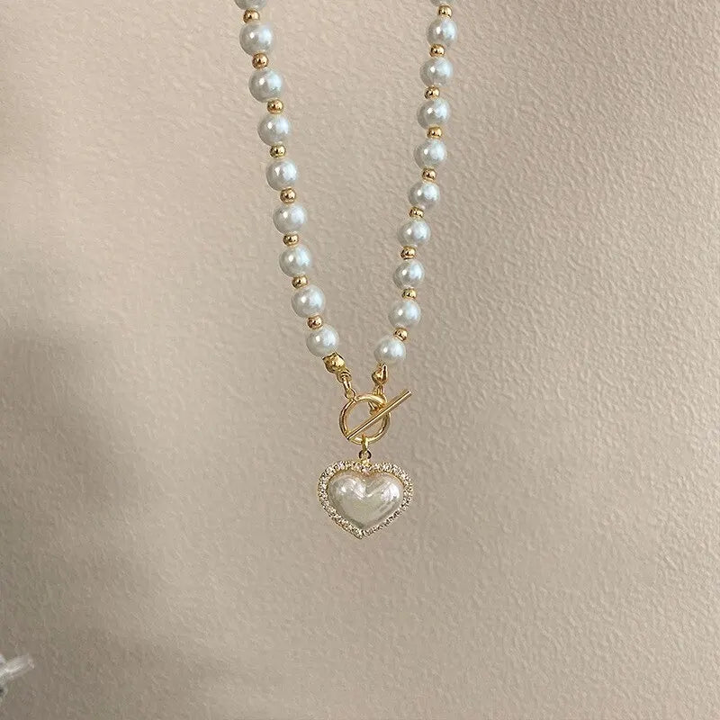 Korean style Elegant Pearl Necklace For Women With Heart Pendant