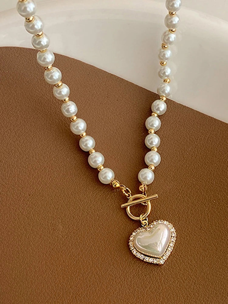 Korean style Elegant Pearl Necklace For Women With Heart Pendant