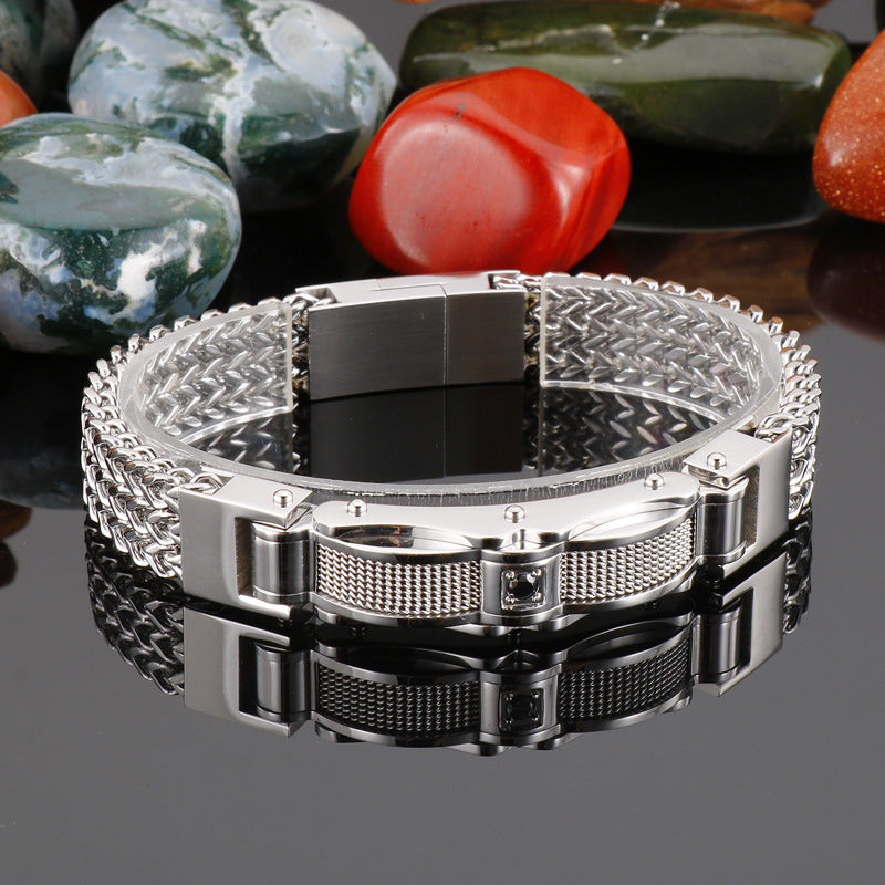 Fashionable and Trendy Bracelet - High-quality Stainless Steel Electroplated Inlaid Zirconia