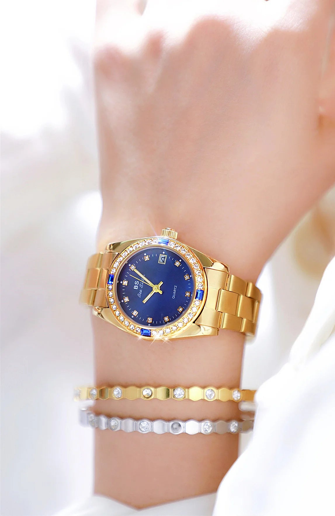 Brand Watch for Women Luxury style Gold/Blue/Green Rhinestone And Waterproof With Steel Strap In Box