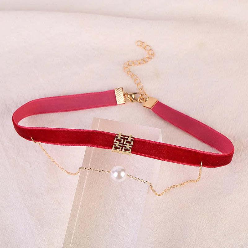 Simple Velvet Chokers Short Black/Red/Pink Clavicle Collar Necklace For Women - Pearl and other shapes