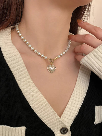 Korean style Elegant Pearl Necklace For Women With Heart Pendant